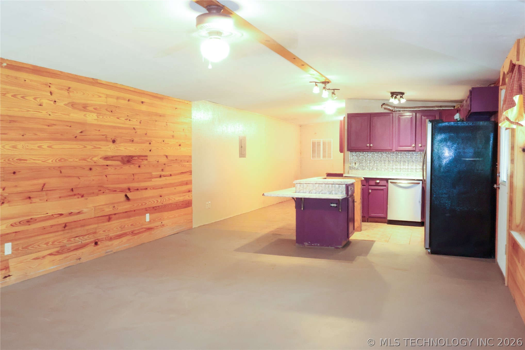 133 SW 650 Road Chouteau OK 74337