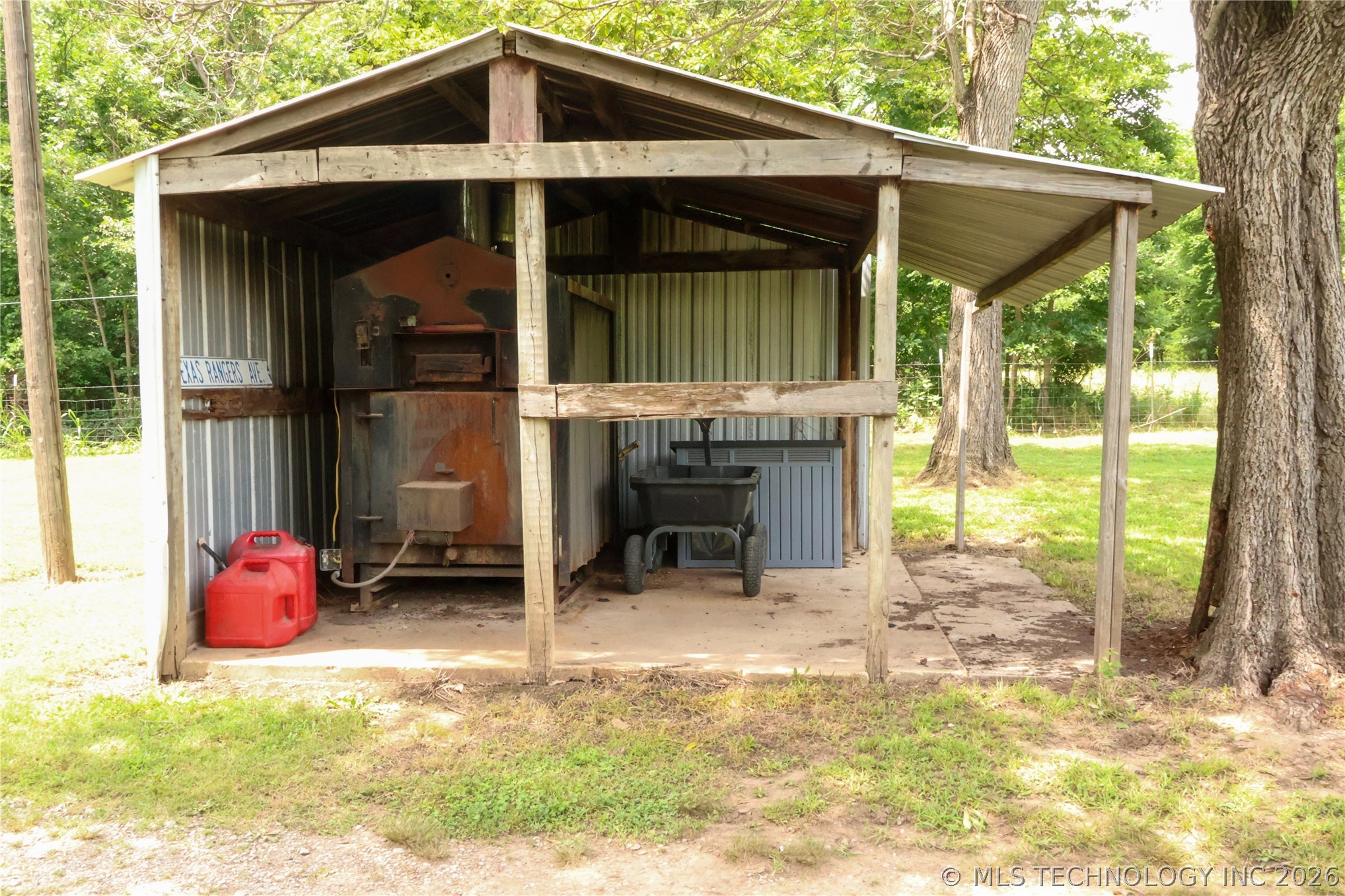 133 SW 650 Road Chouteau OK 74337