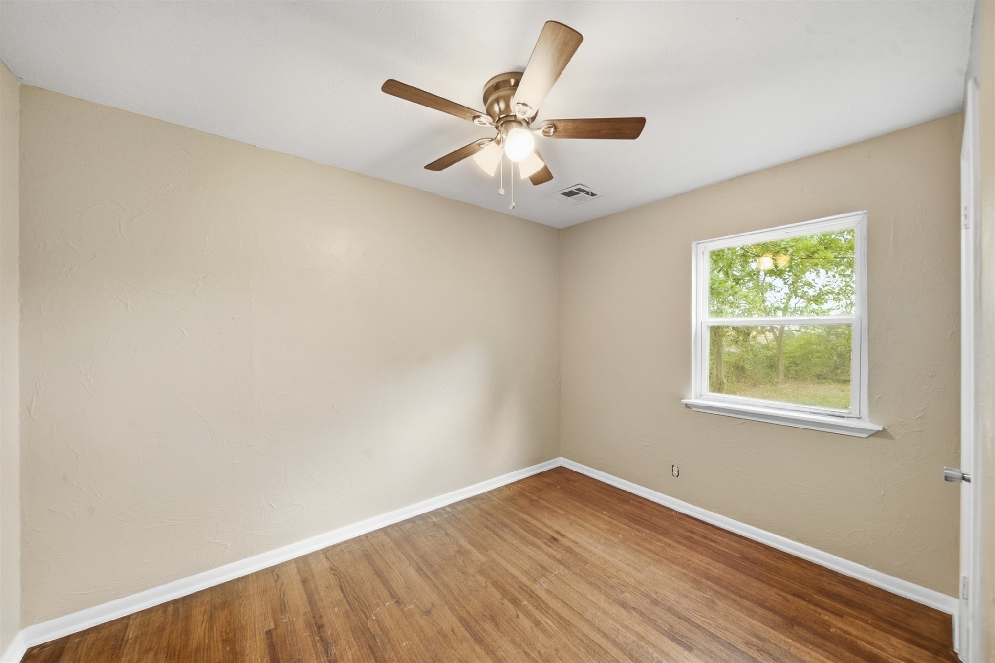 270 E 51st Place N Tulsa OK 74126