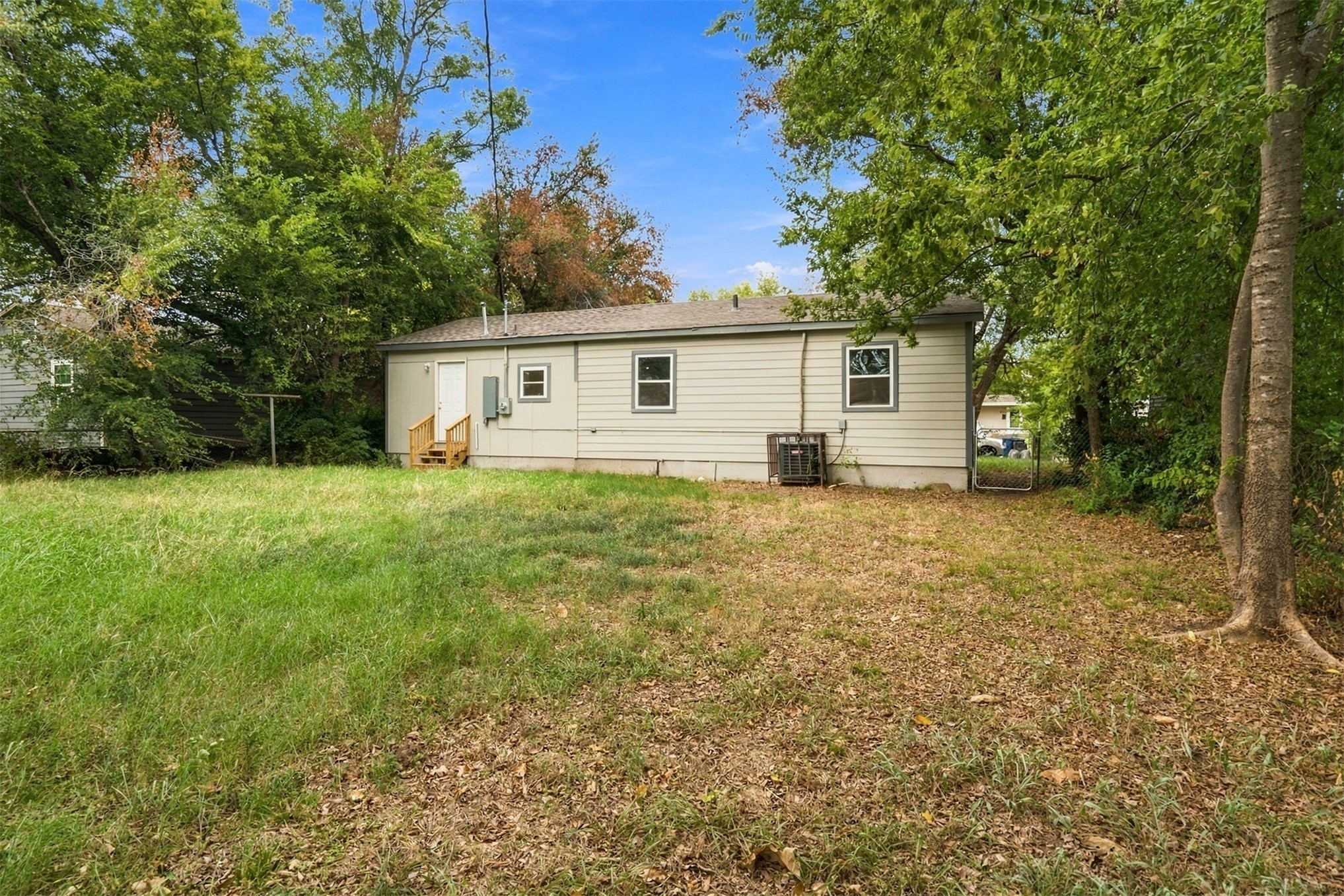 270 E 51st Place N Tulsa OK 74126