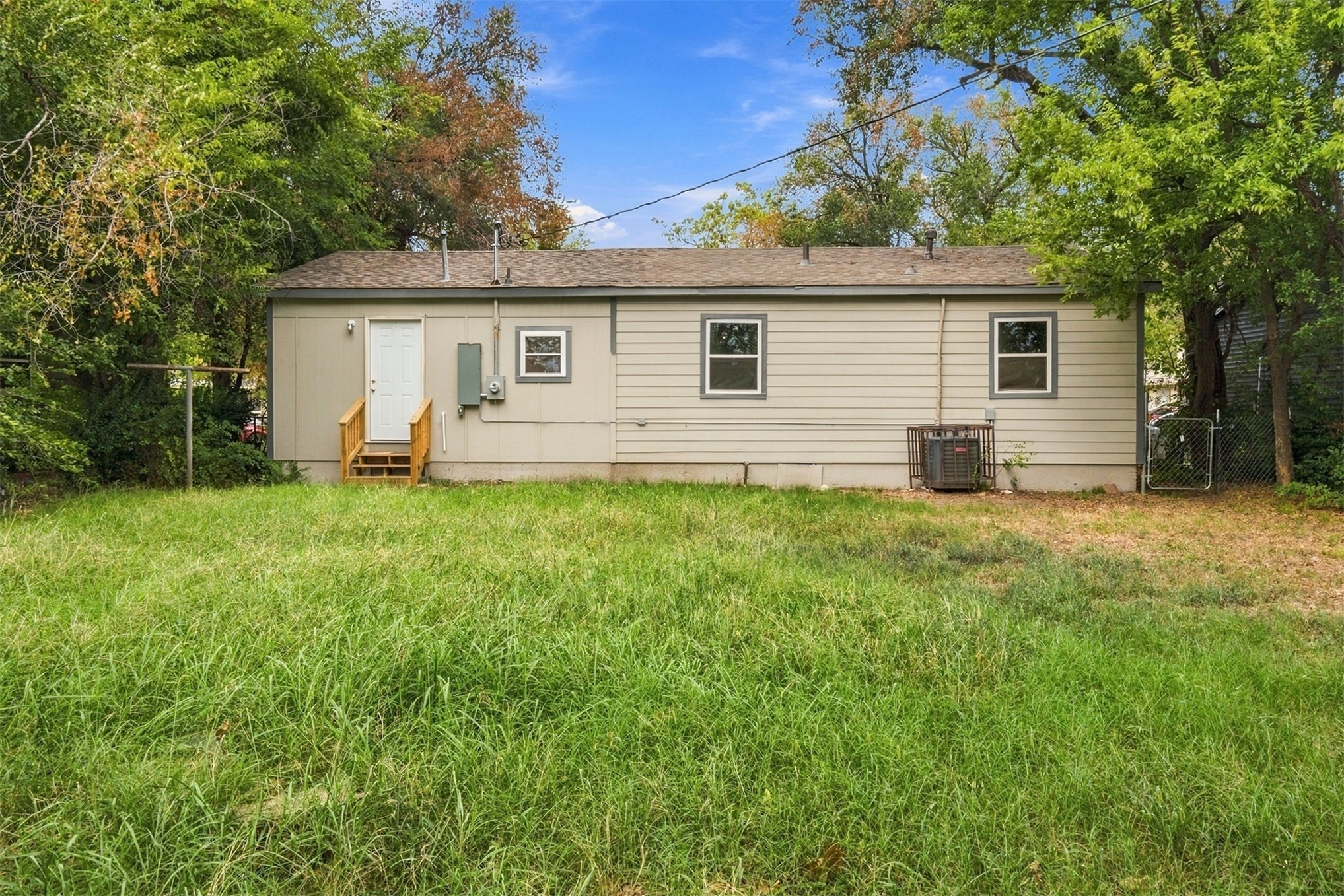 270 E 51st Place N Tulsa OK 74126