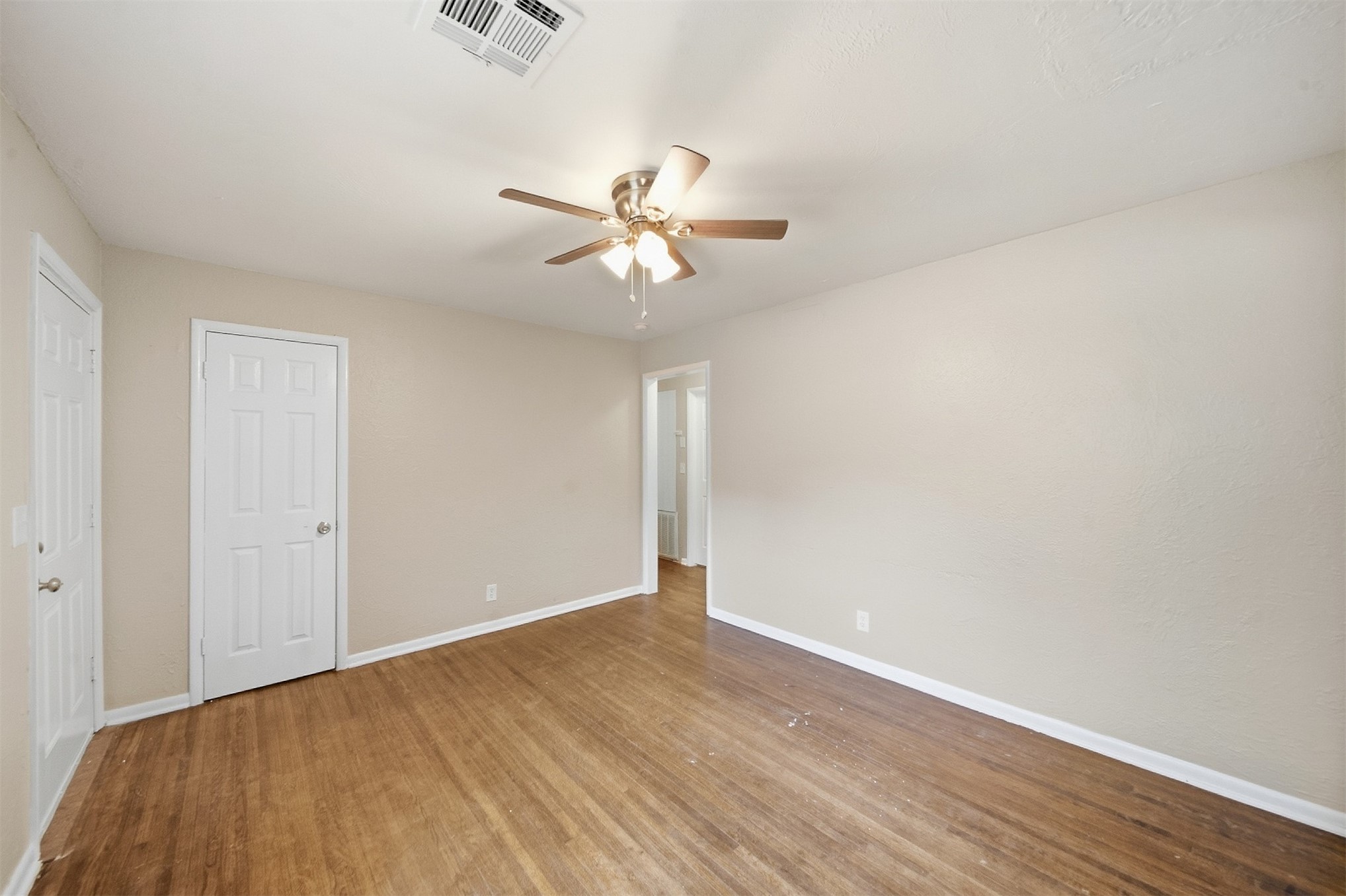 270 E 51st Place N Tulsa OK 74126
