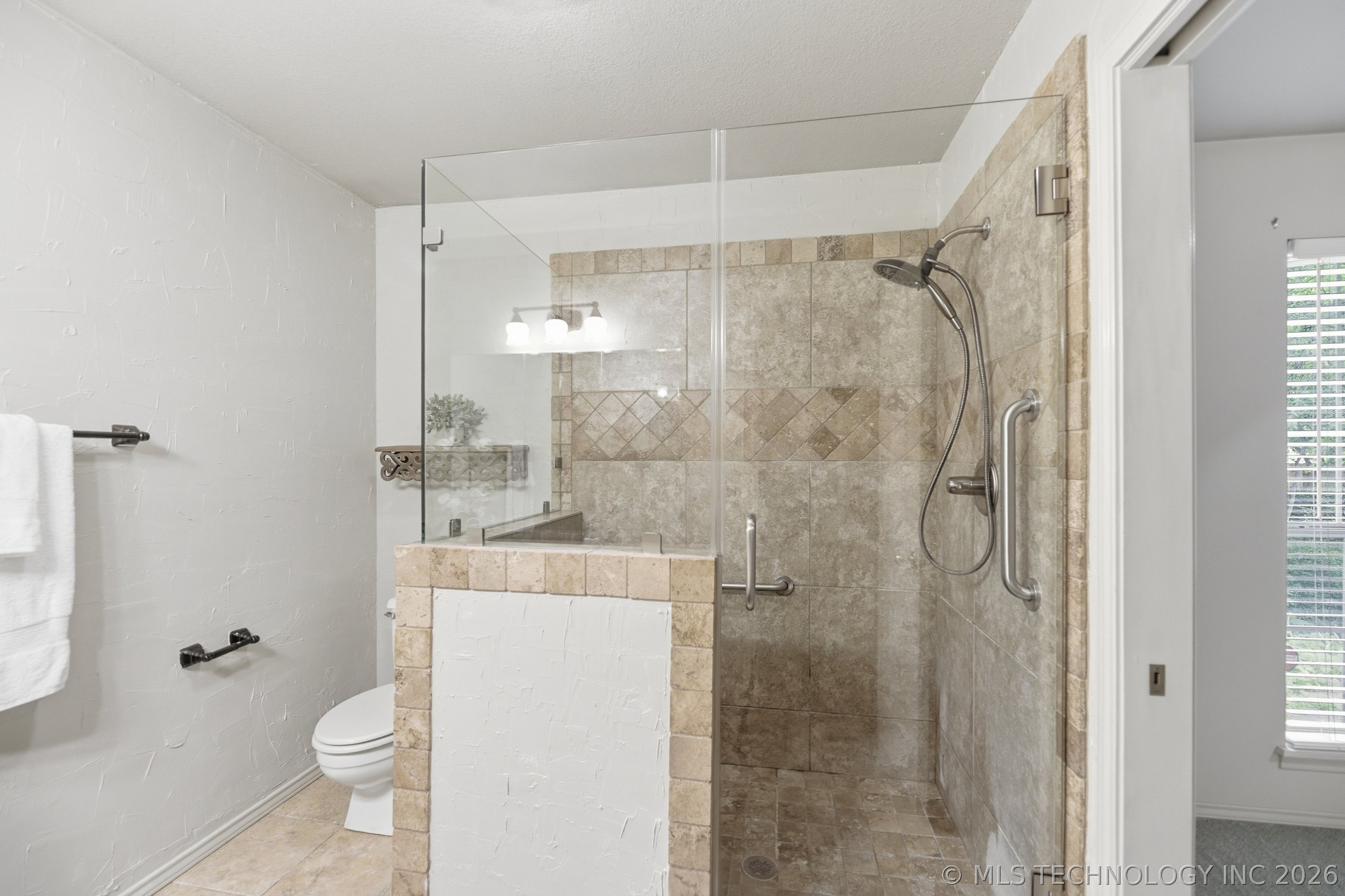 5516 S Delaware Court Tulsa OK 74105
