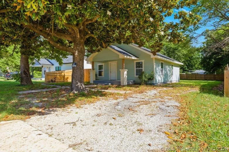 822 W 10th Ada OK 74820