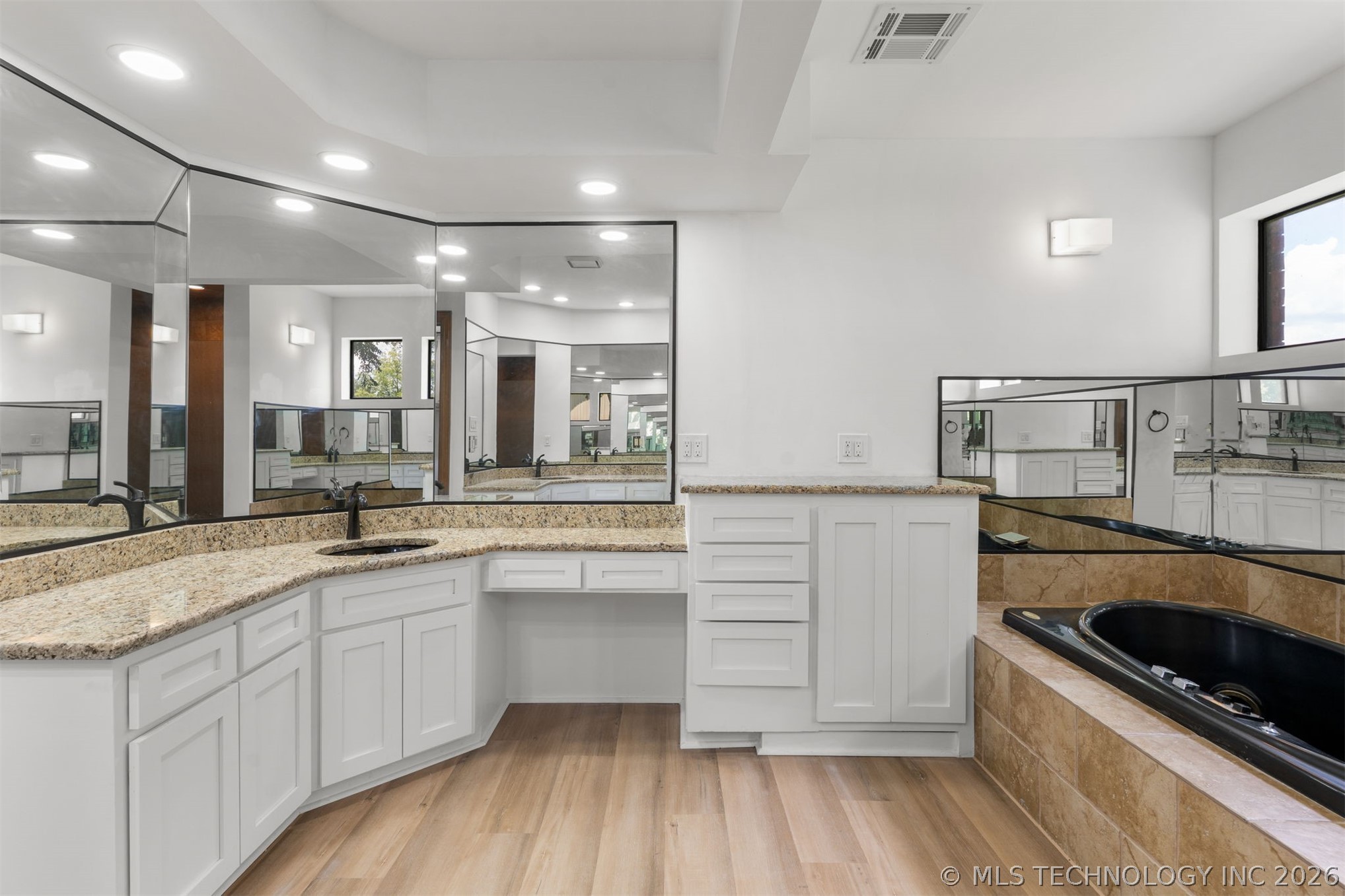 10195 E Rose Glen Boulevard Claremore OK 74019