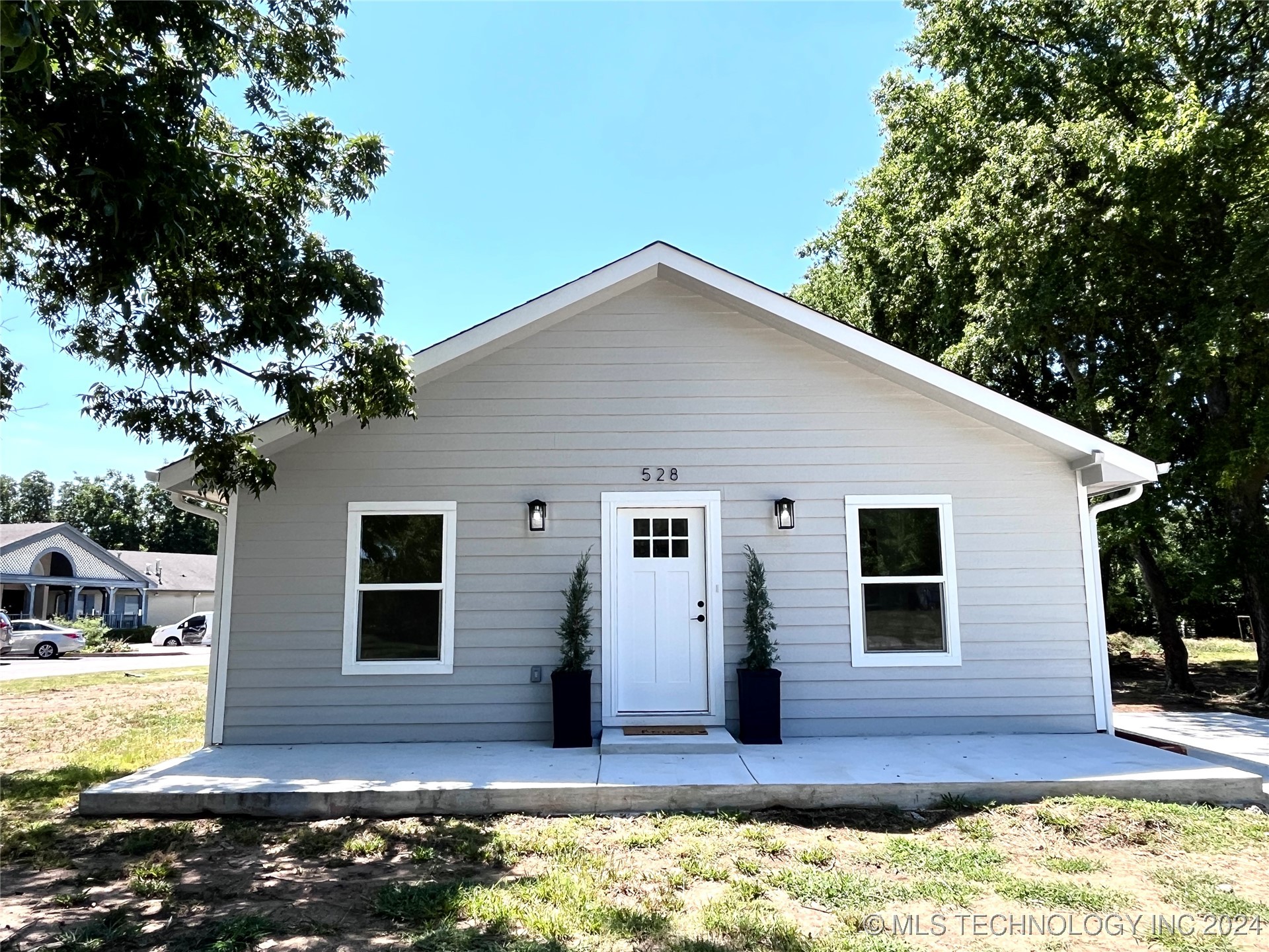 528 E Lake Murray Drive Ardmore OK 73401