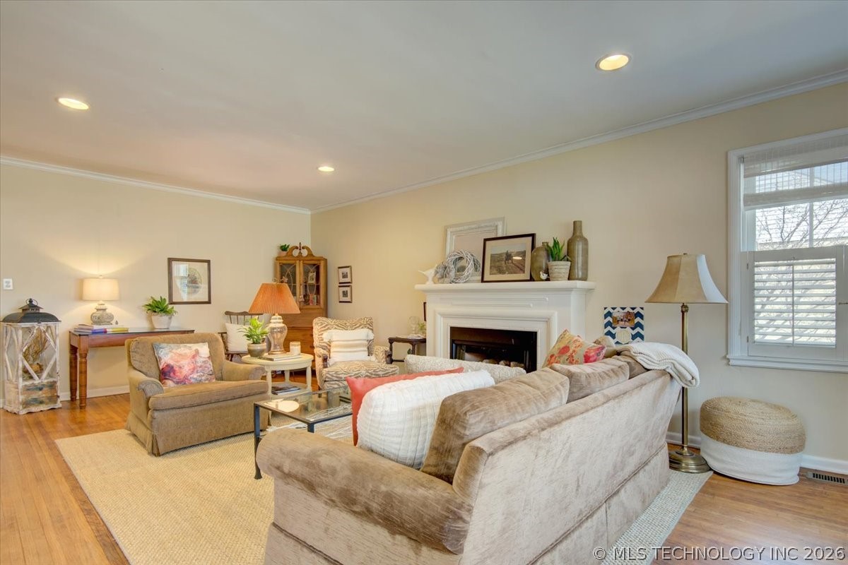 2258 S Delaware Court Tulsa OK 74114