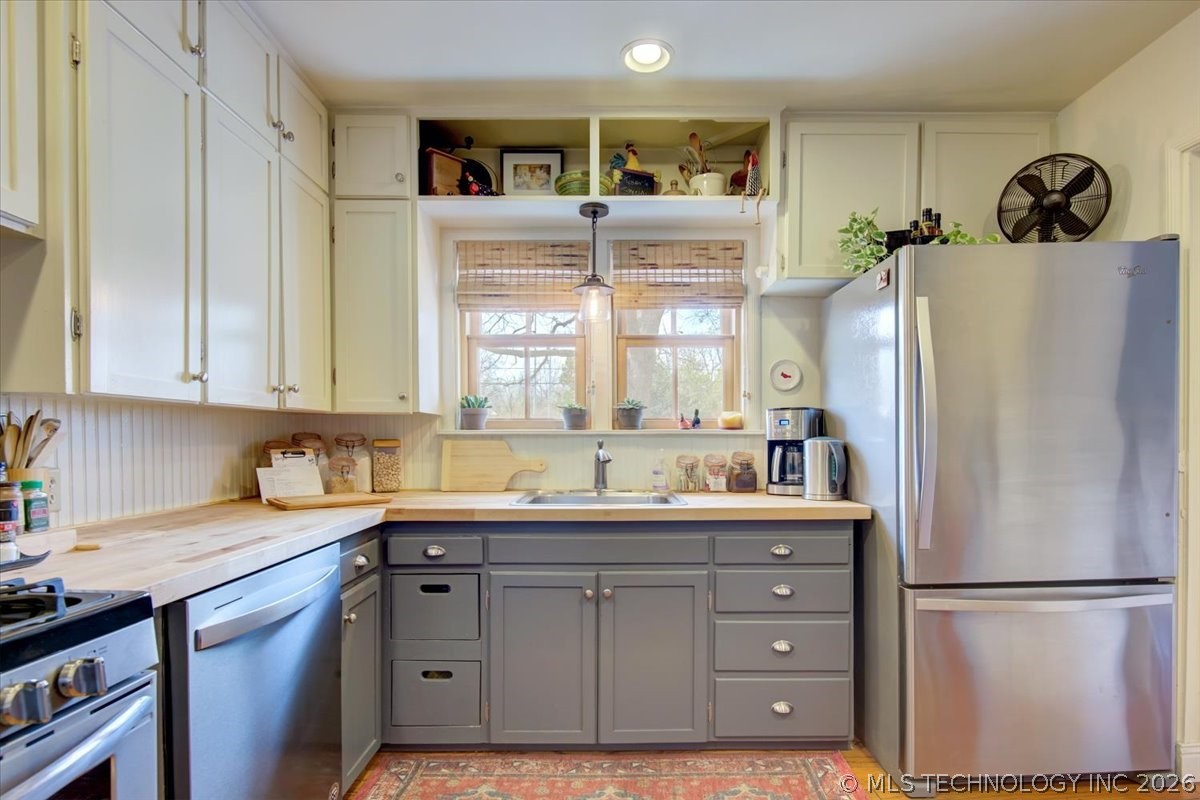 2258 S Delaware Court Tulsa OK 74114