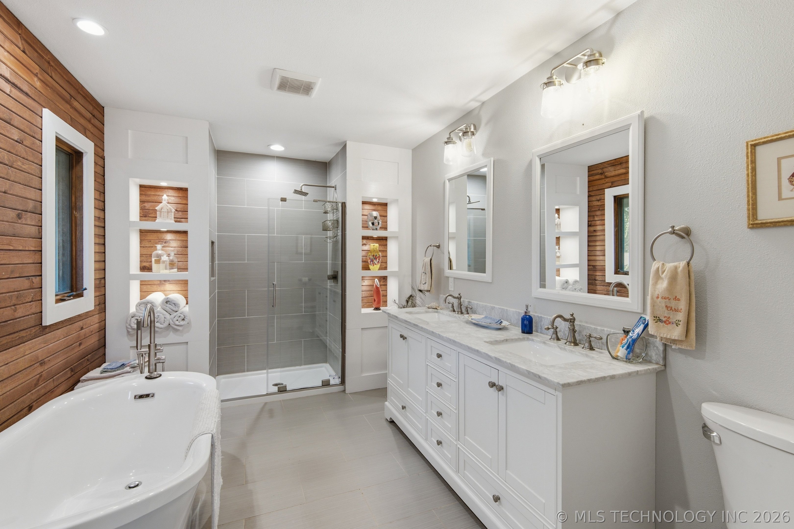 1206 20th Avenue NE Miami OK 74354