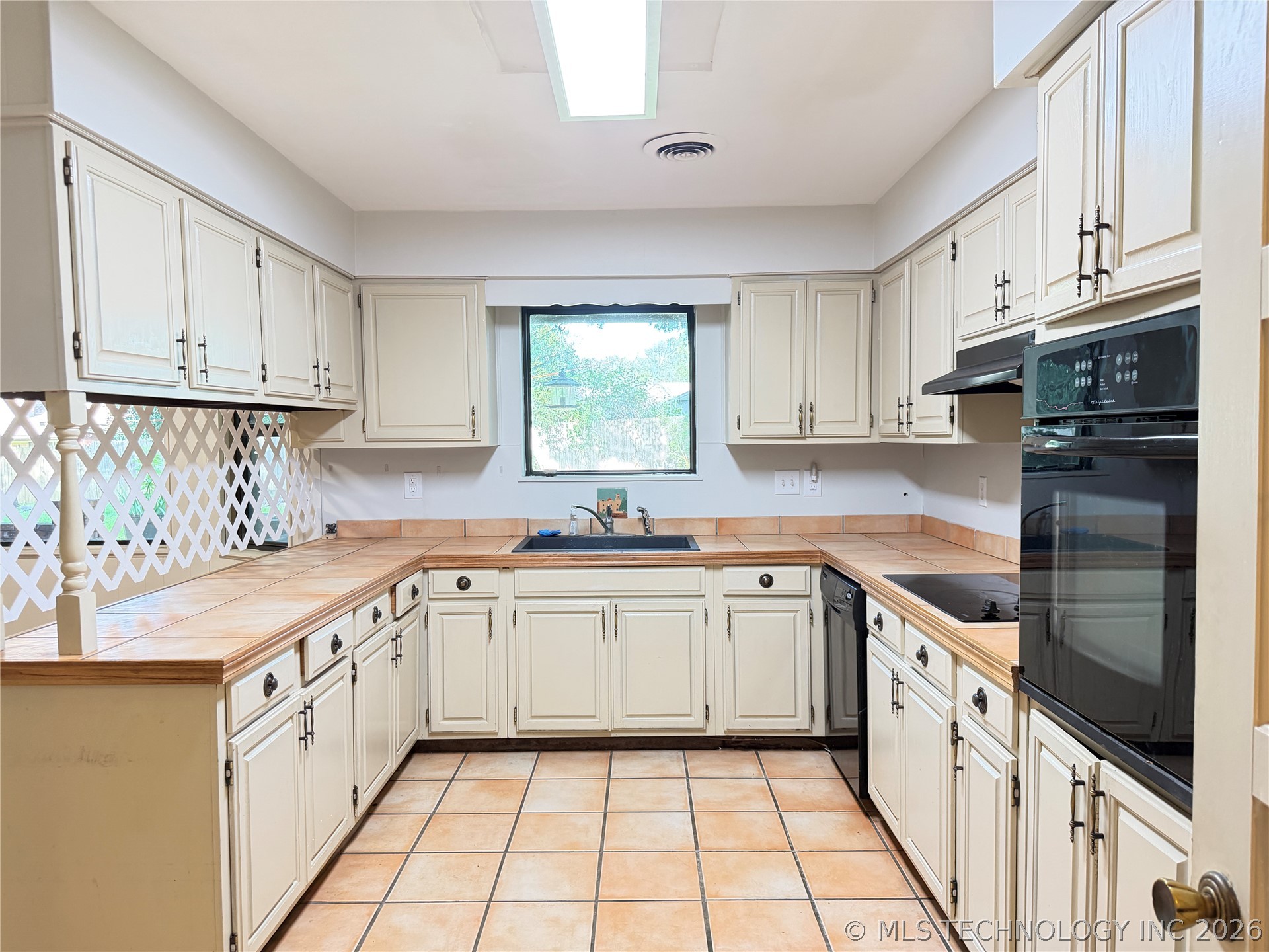 2816 Suroya Street Muskogee OK 74403
