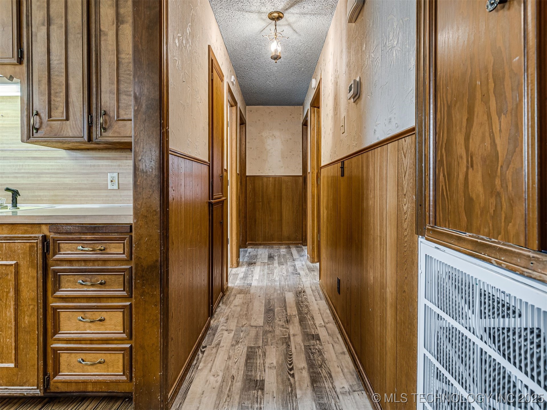 809 Cedar Avenue Sand Springs OK 74063