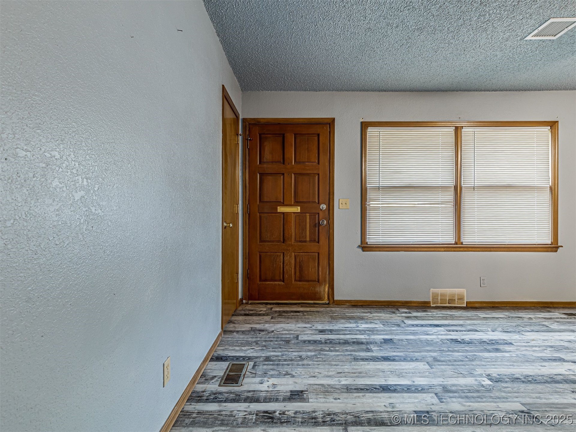 809 Cedar Avenue Sand Springs OK 74063