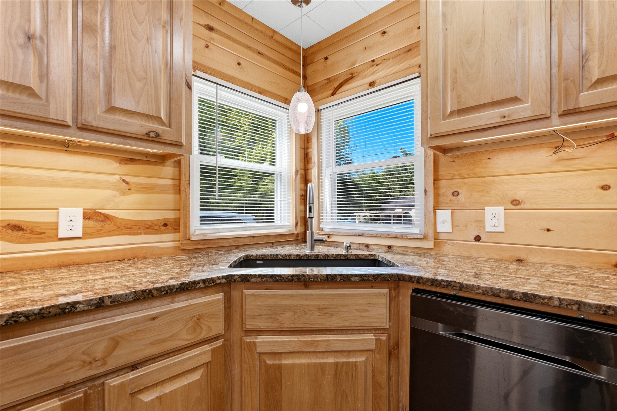 705 S 2nd Street Morris OK 74445