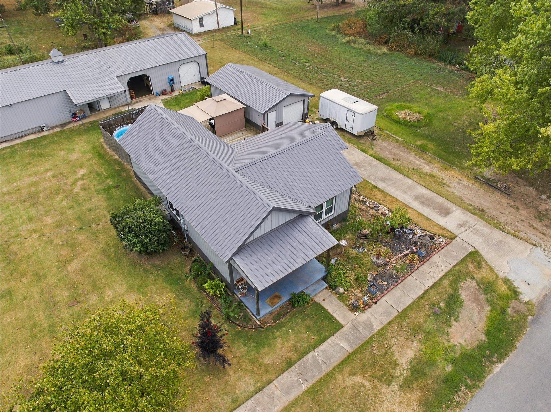 705 S 2nd Street Morris OK 74445
