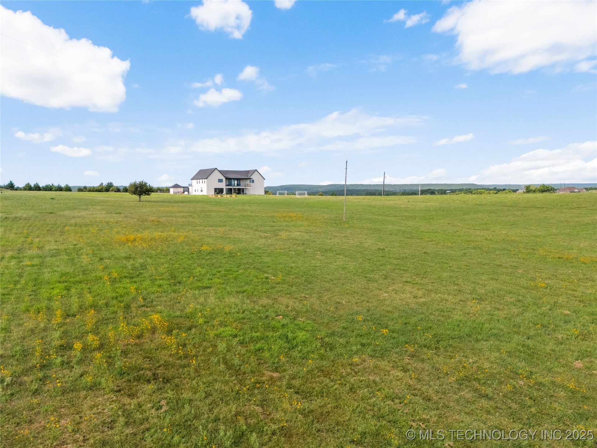 8306 N 52nd West Avenue Sperry OK 74073