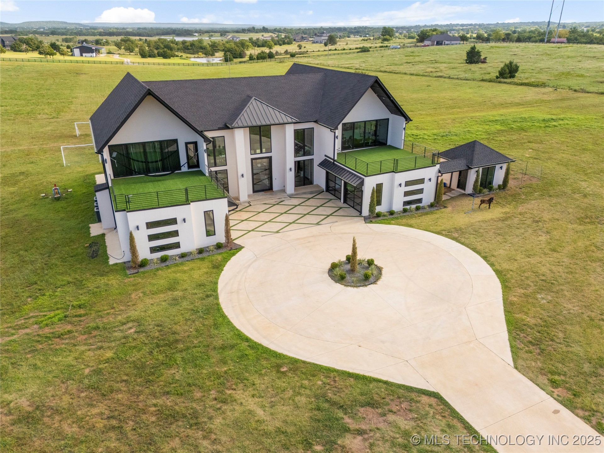 8306 N 52nd West Avenue Sperry OK 74073