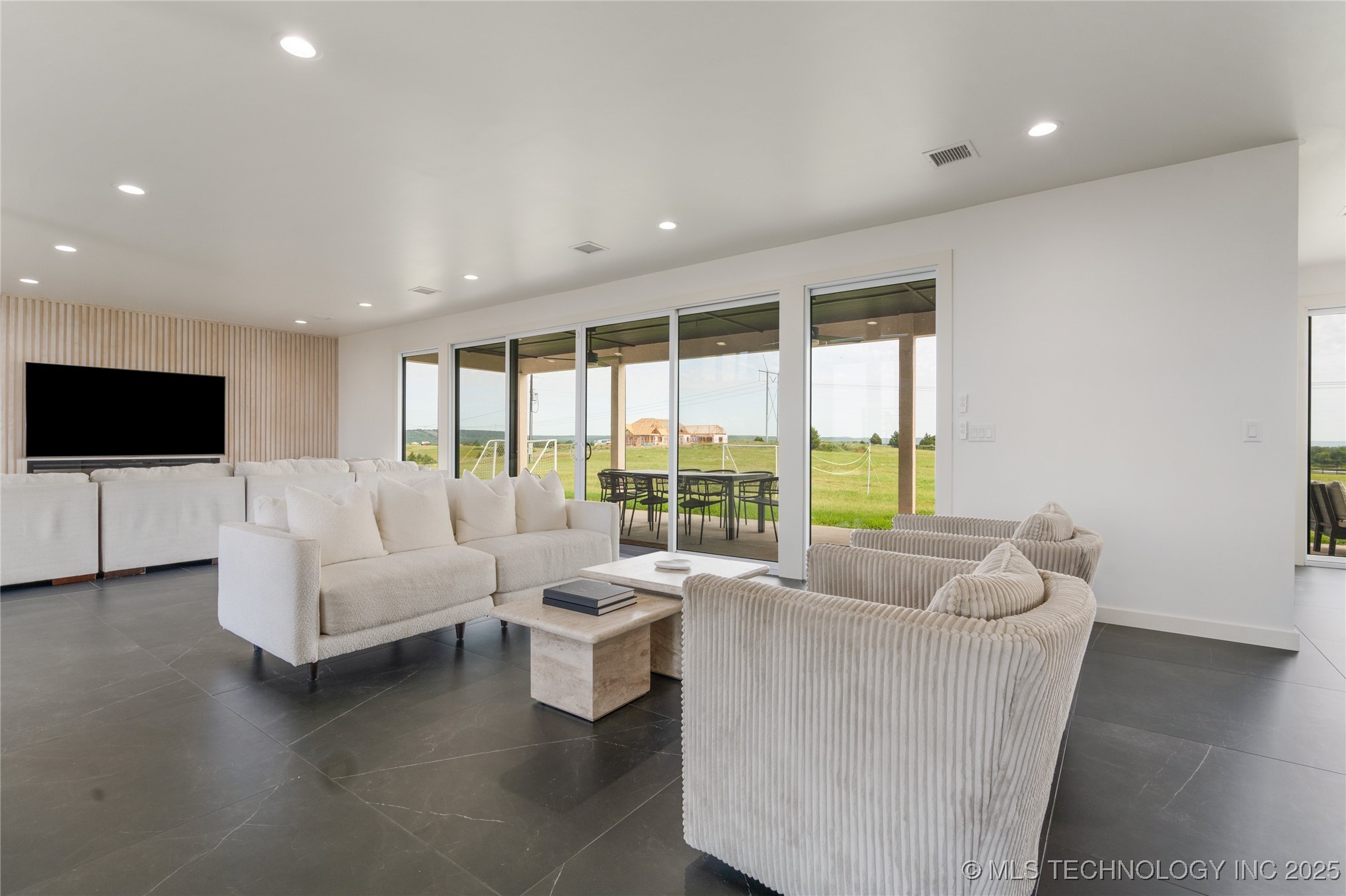8306 N 52nd West Avenue Sperry OK 74073