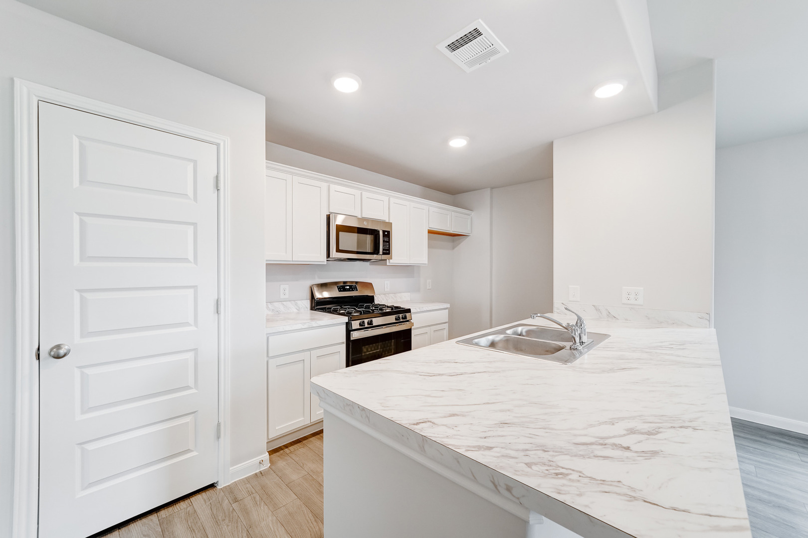 1194 Bull Rush Circle Calera OK 74730