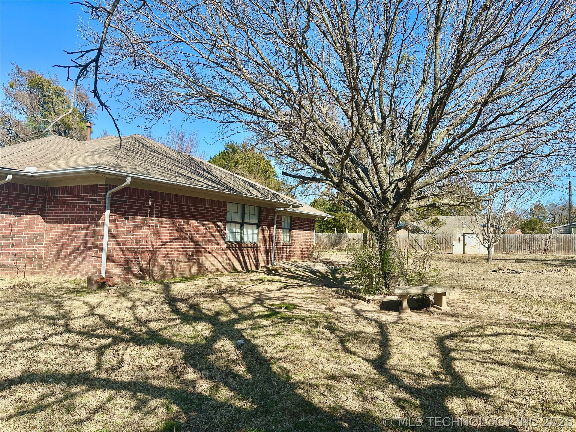 728 N Main Ada OK 74820