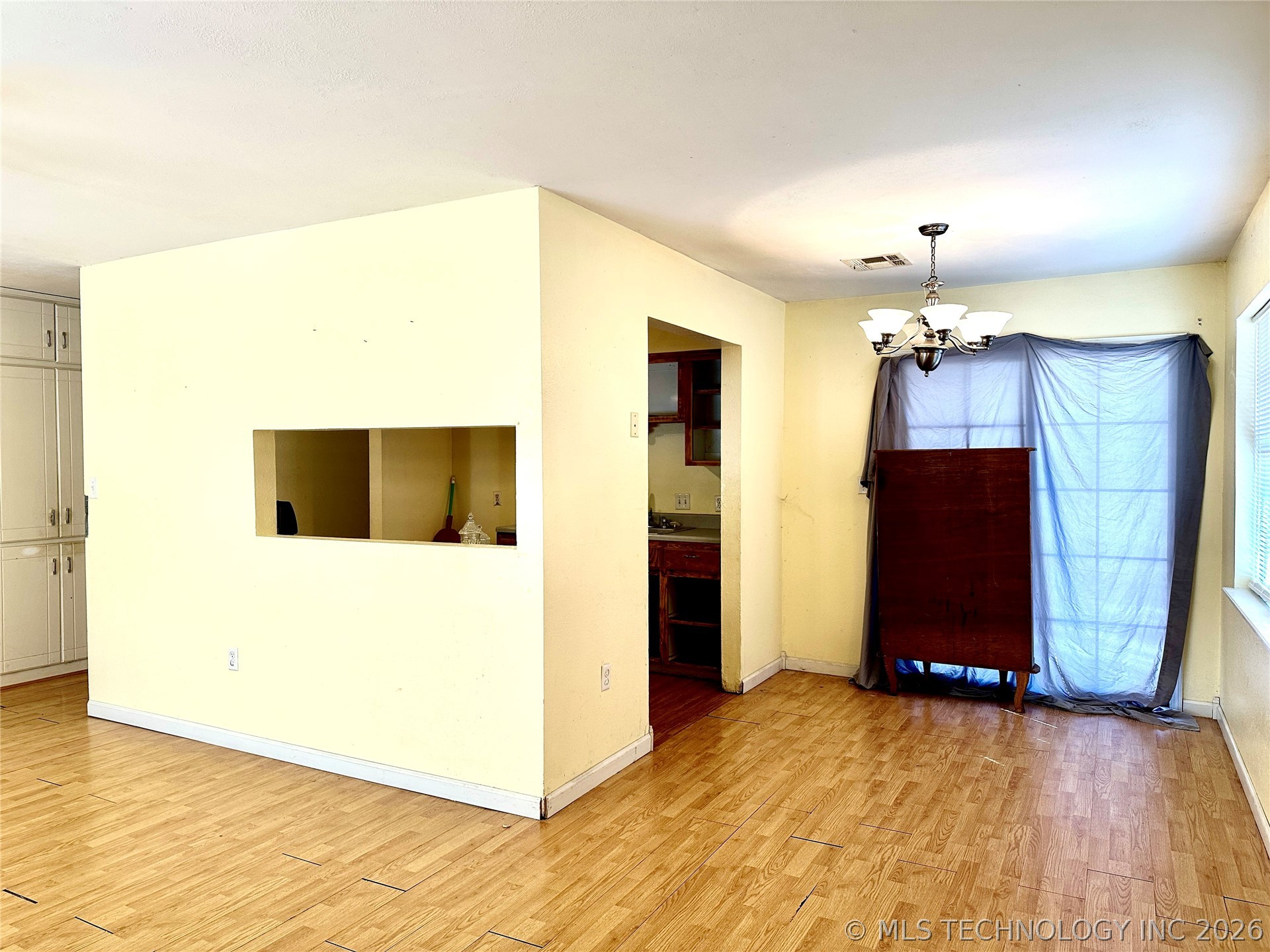 728 N Main Ada OK 74820