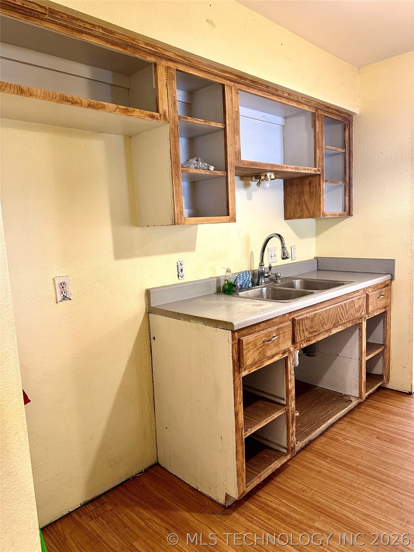 728 N Main Ada OK 74820