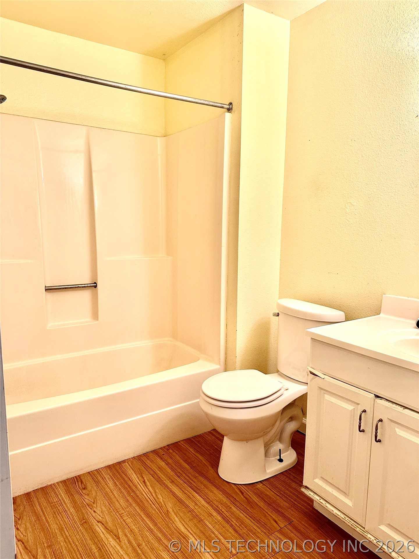 728 N Main Ada OK 74820