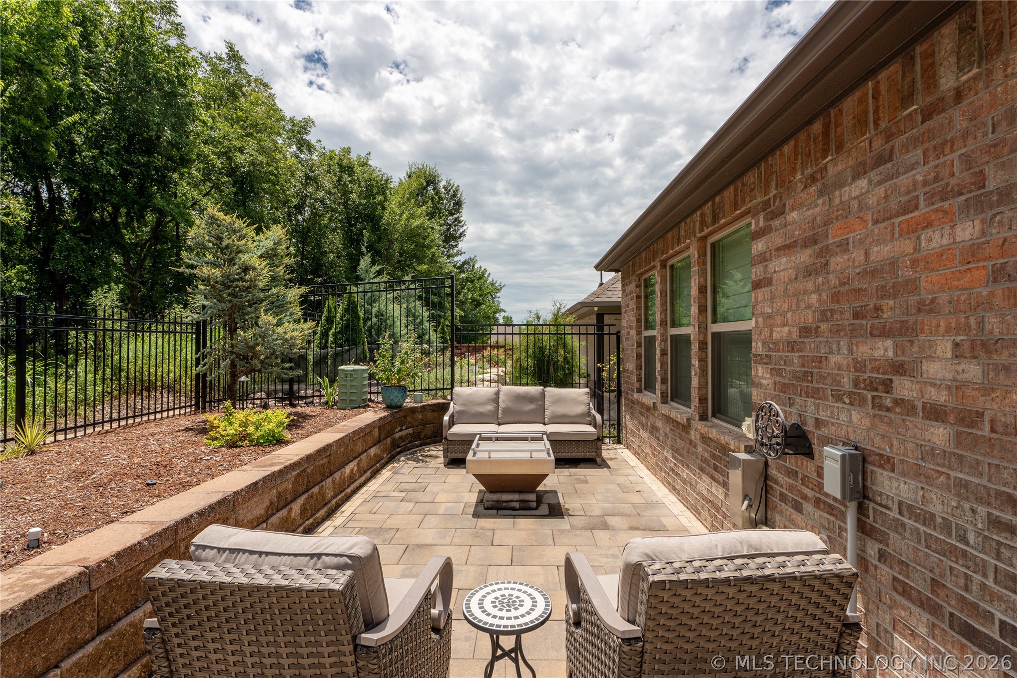 3632 S Redwood Drive Broken Arrow OK 74011