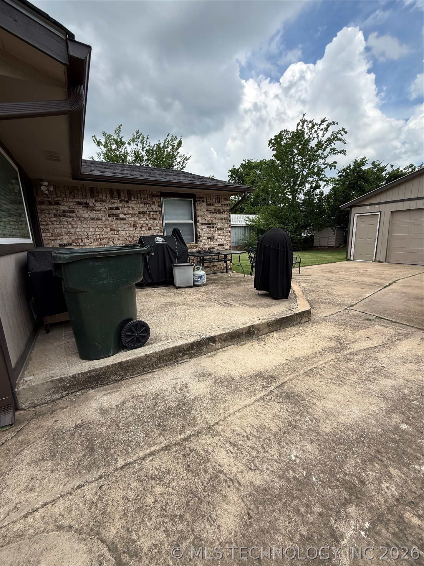 1008 W 9th Street S Claremore OK 74017