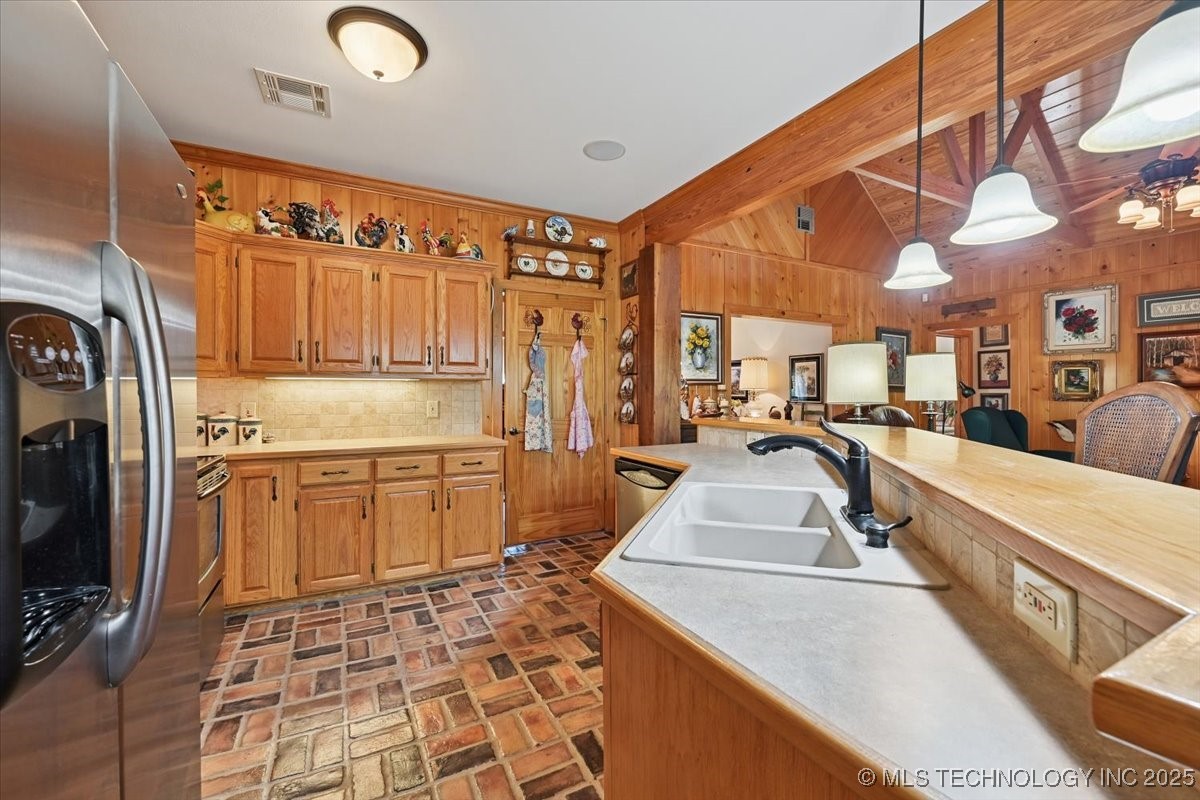 22217 Us Highway 59 Spiro OK 74959