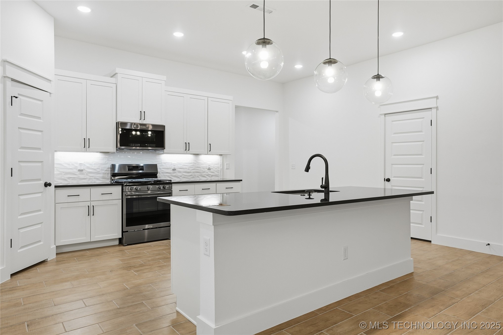 2068 E 129th Place S Jenks OK 74037