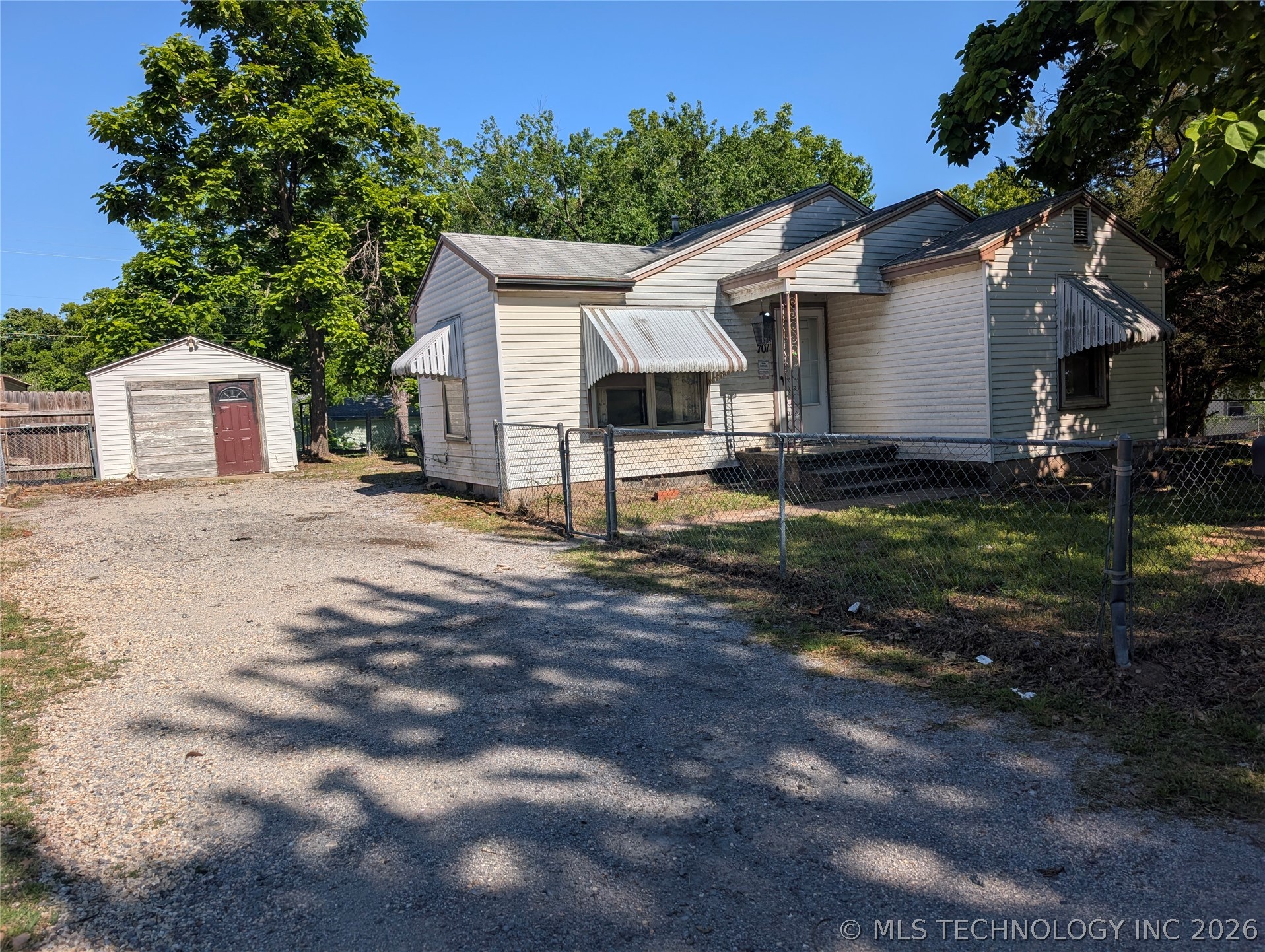 701 N Grant Avenue Sand Springs OK 74063