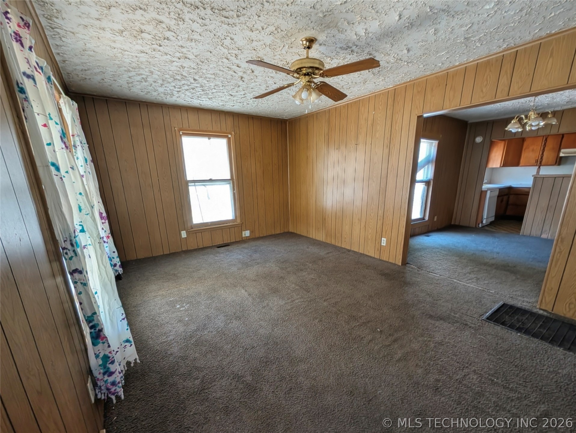 701 N Grant Avenue Sand Springs OK 74063