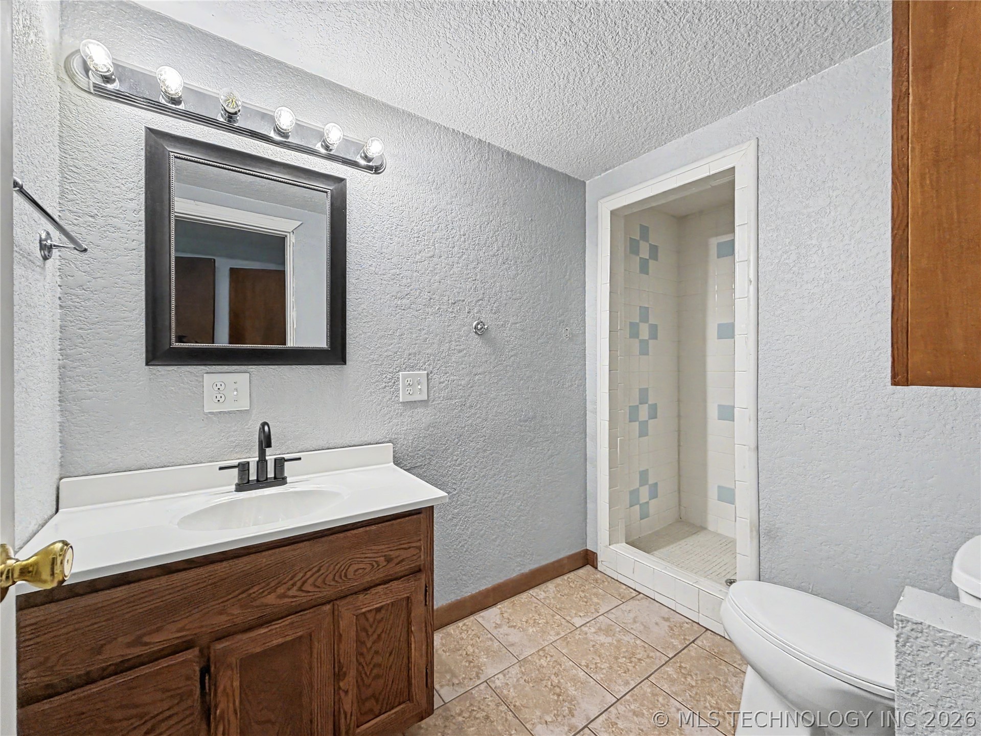 1104 Michael Street Tahlequah OK 74464