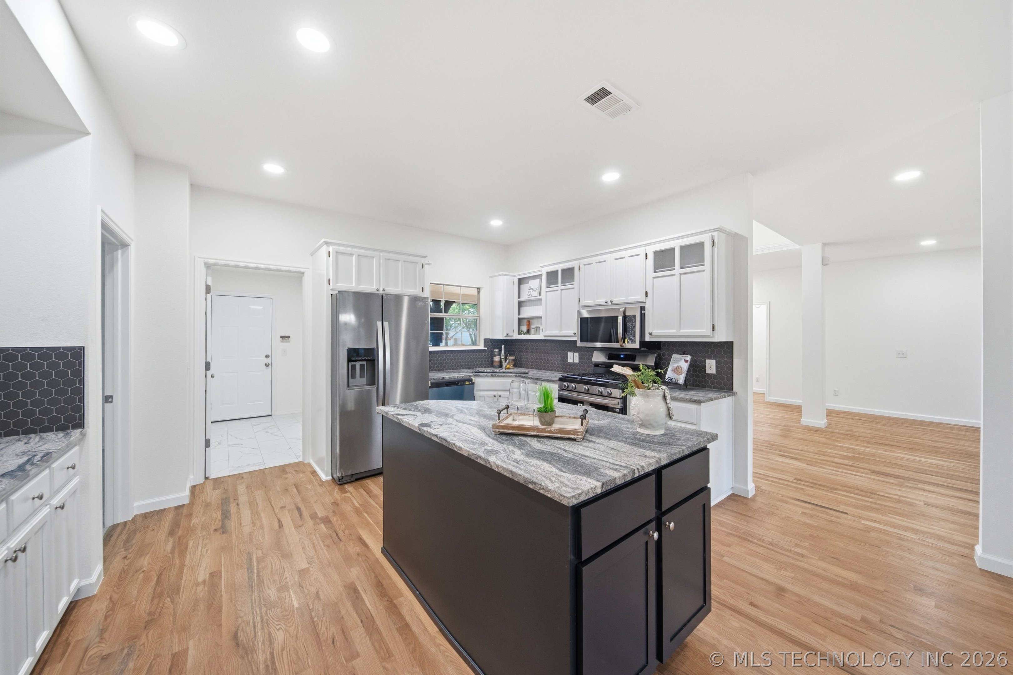9809 E 83rd Place Tulsa OK 74133