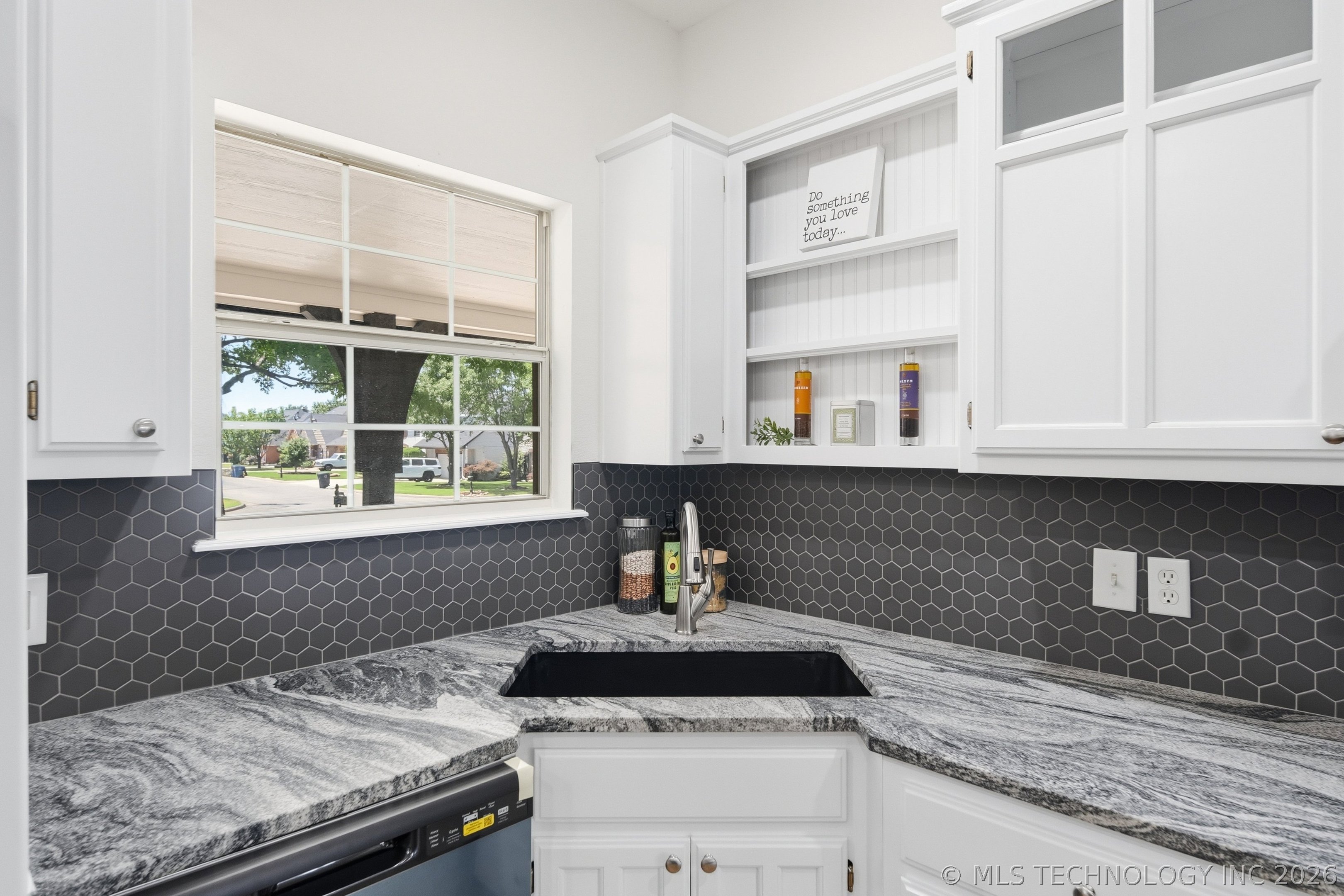 9809 E 83rd Place Tulsa OK 74133