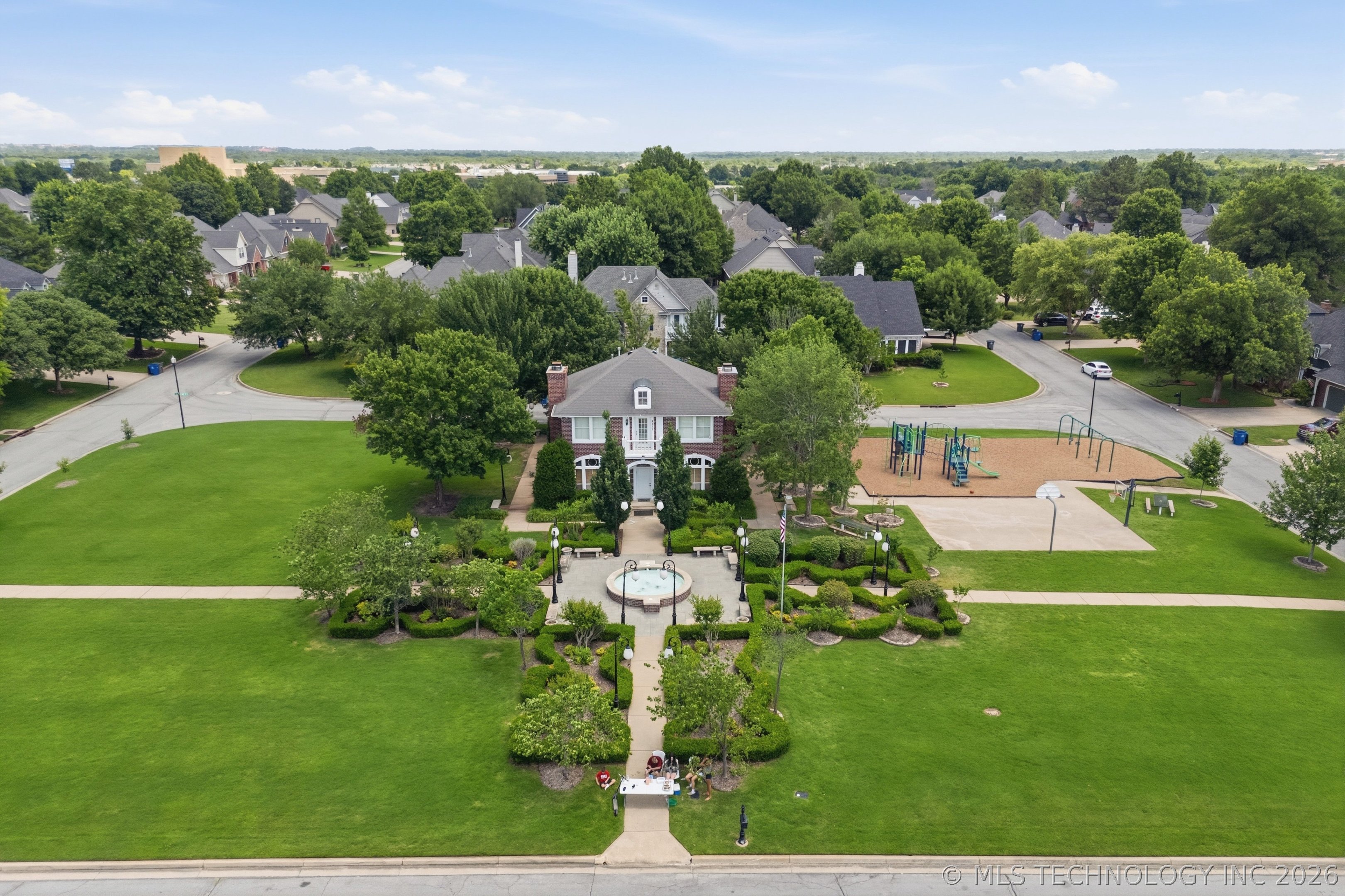 9809 E 83rd Place Tulsa OK 74133