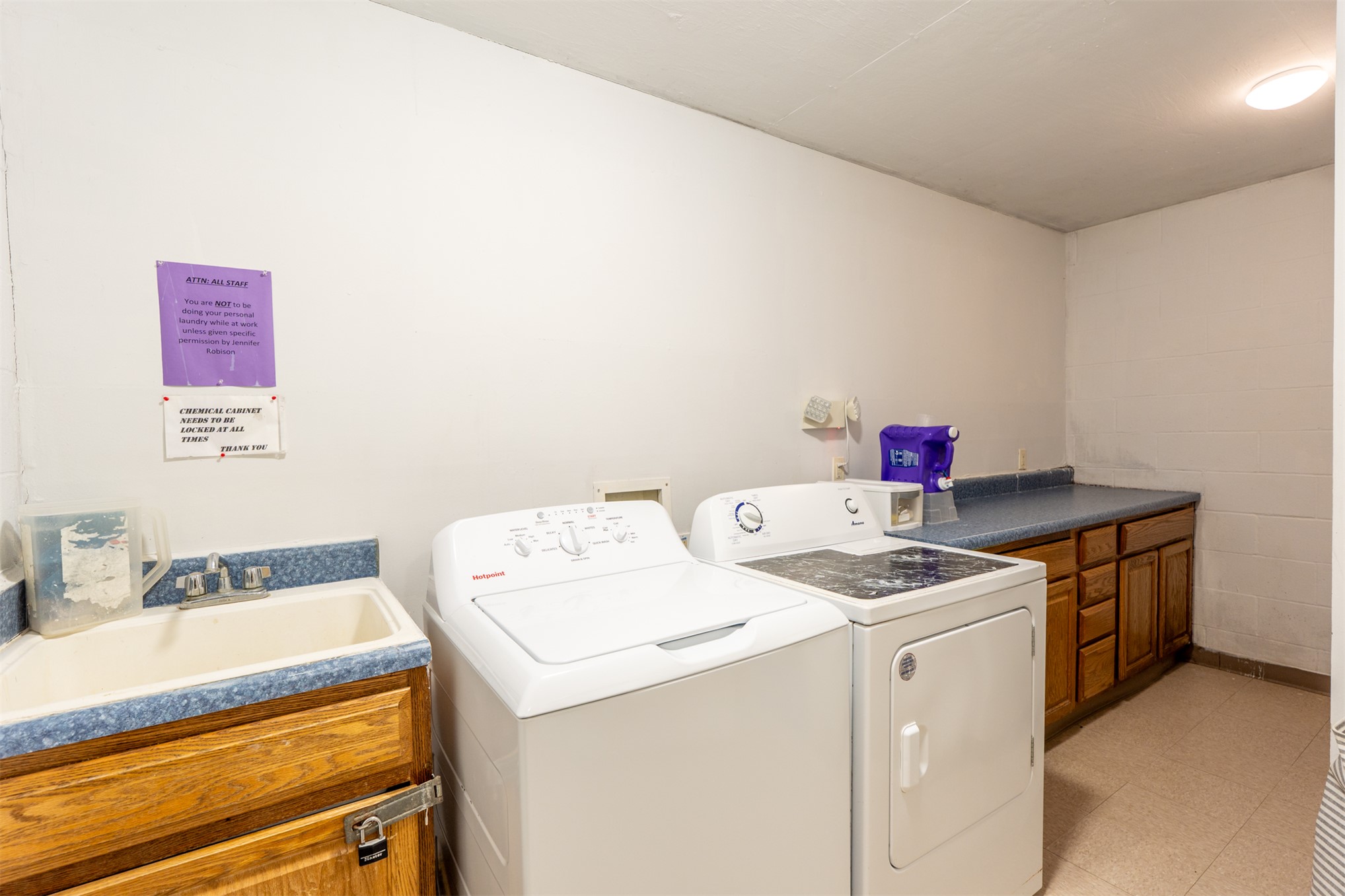 4 W Hillcrest Way Okemah OK 74859