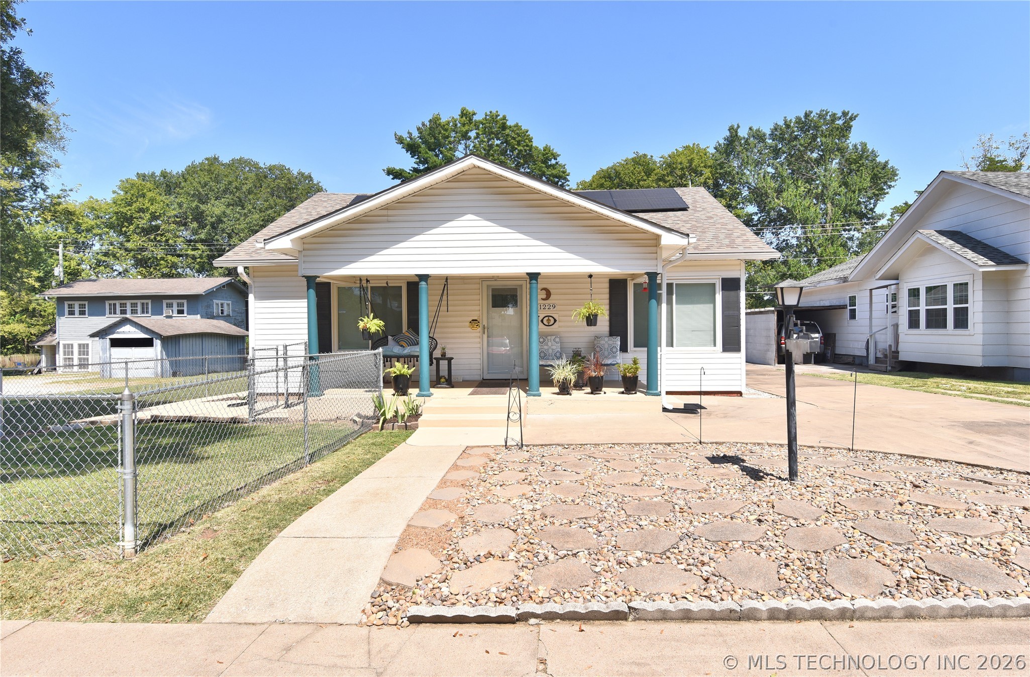 1229 E 8th Street Okmulgee OK 74447