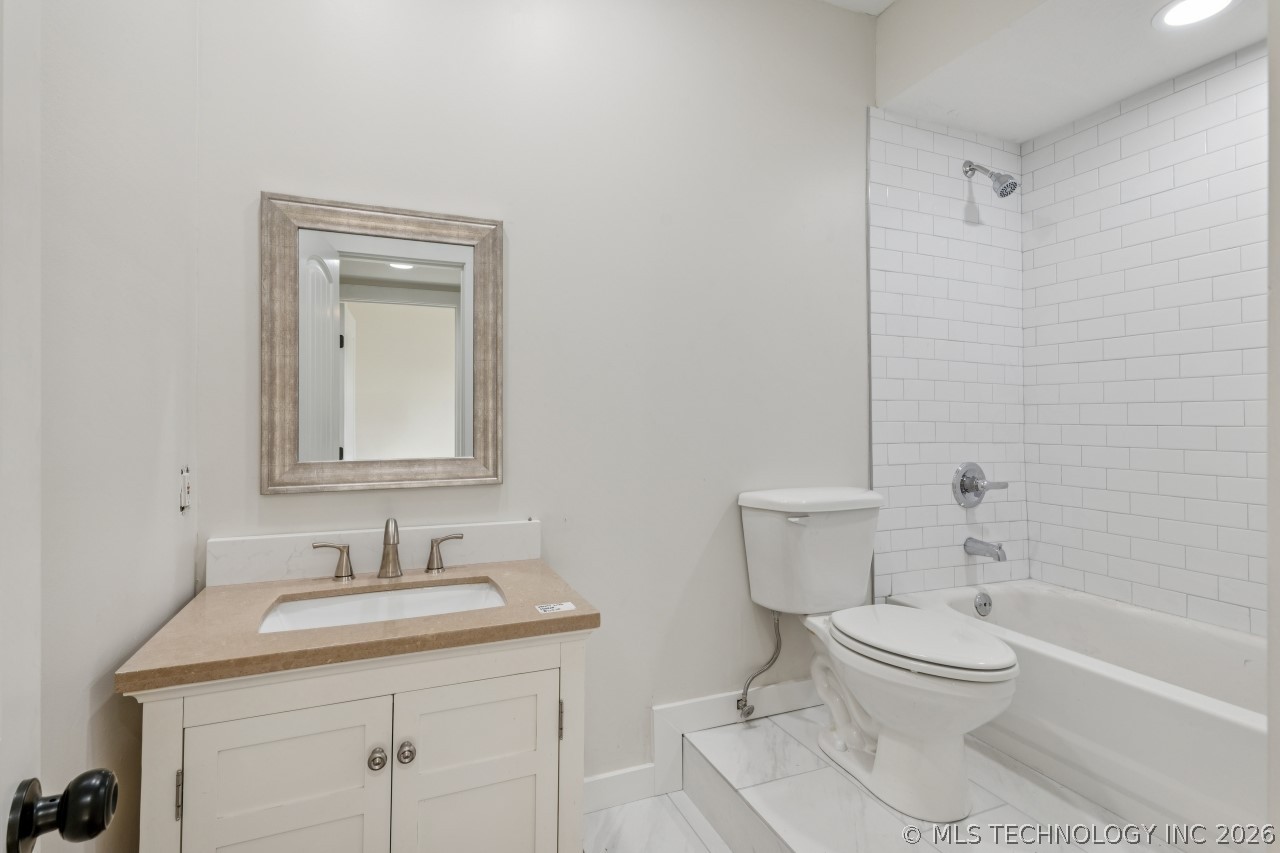 1228 S 76th Eastavenue Tulsa OK 74112