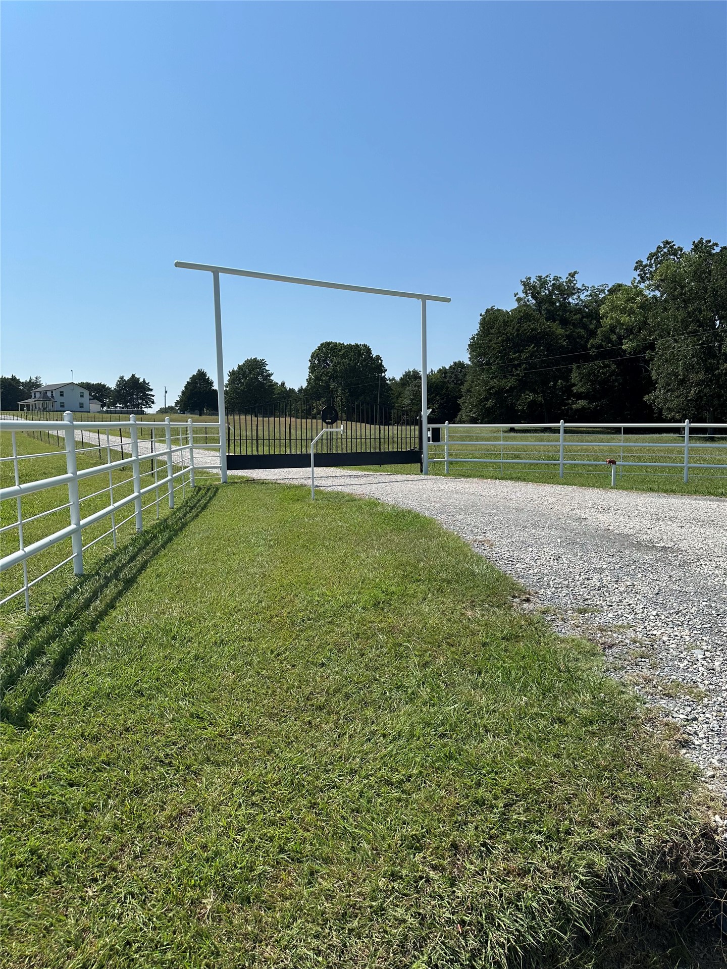 7587 County Road 3610 Ada OK 74820