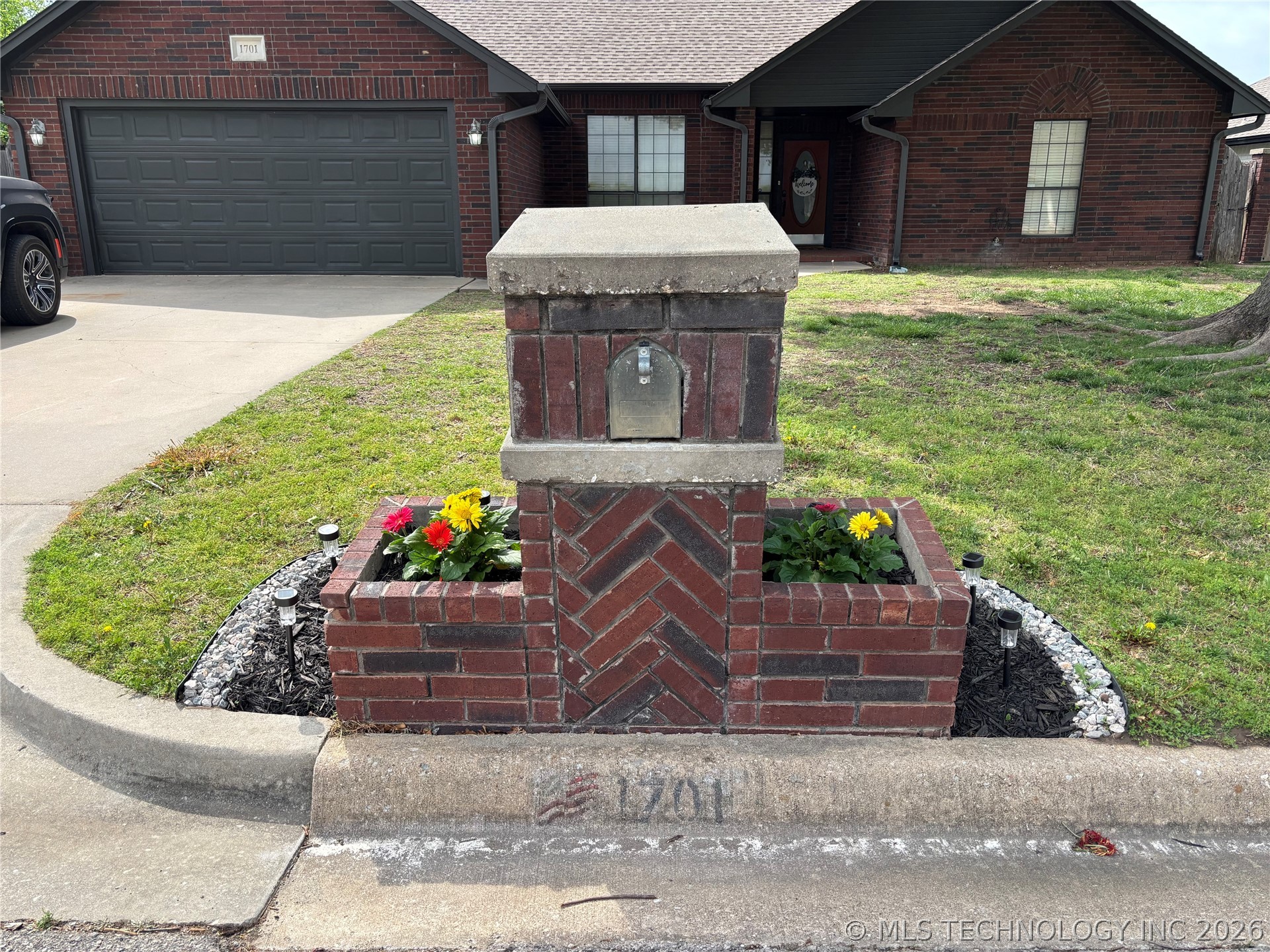 1701 Southern Hills Ardmore OK 73401