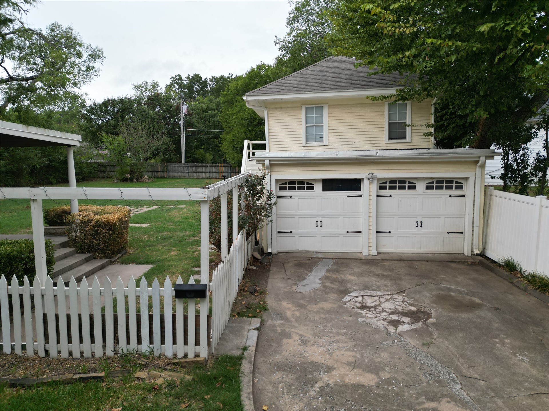219 F Street SW Ardmore OK 73401