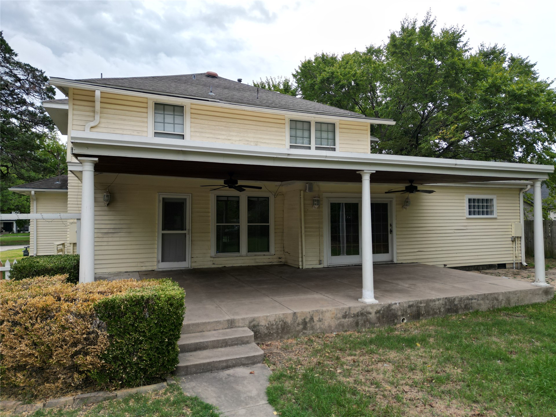 219 F Street SW Ardmore OK 73401