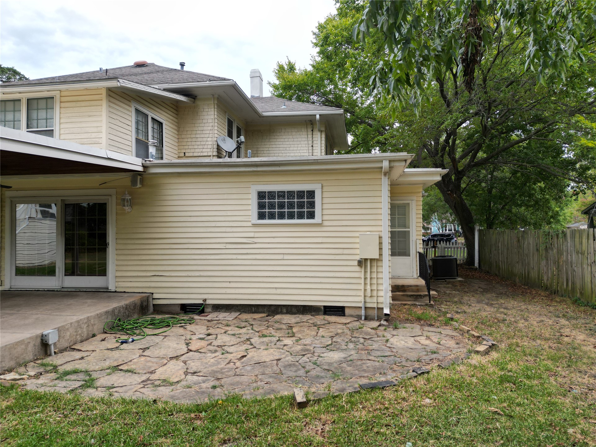 219 F Street SW Ardmore OK 73401