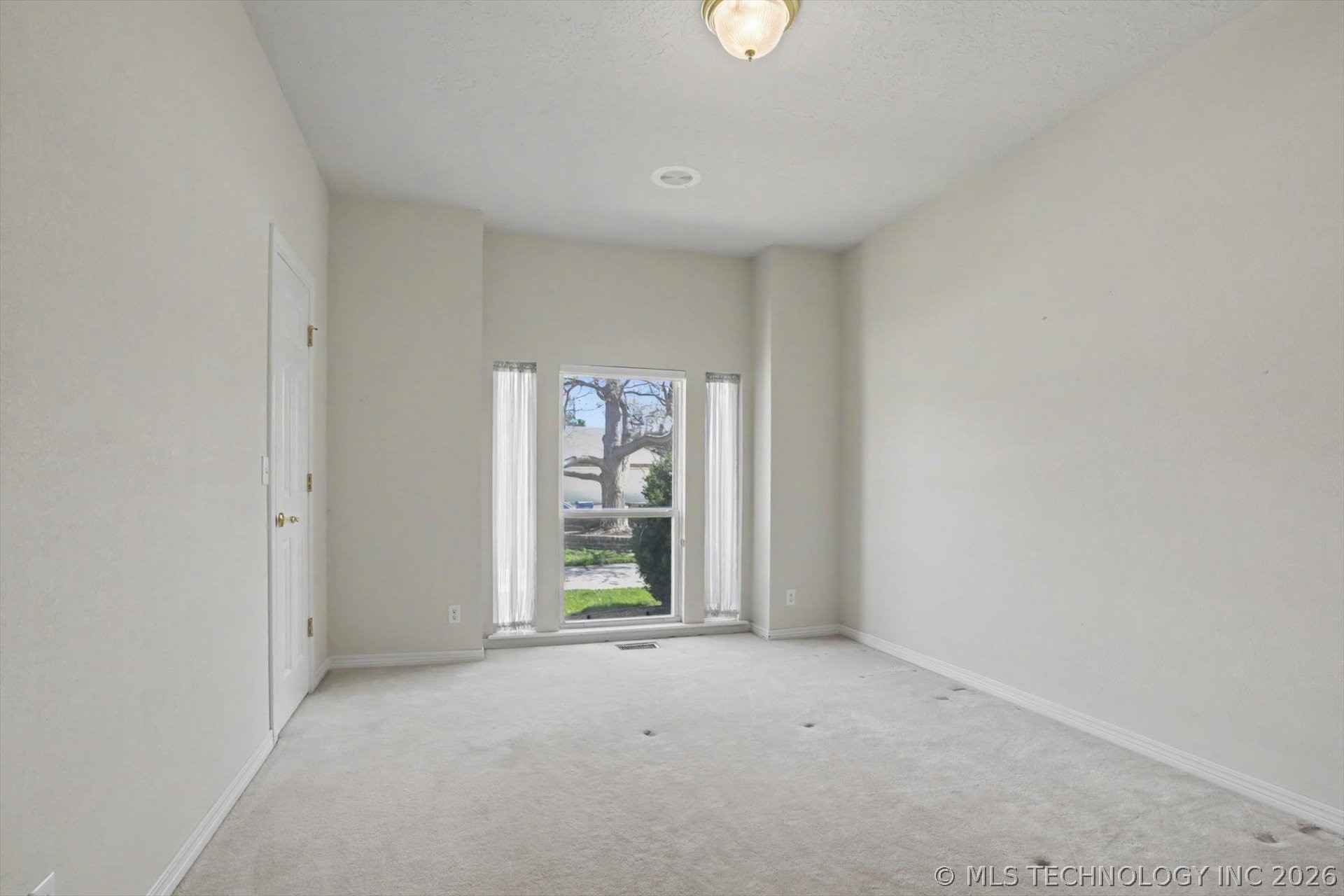 1908 S Palm Avenue Broken Arrow OK 74012