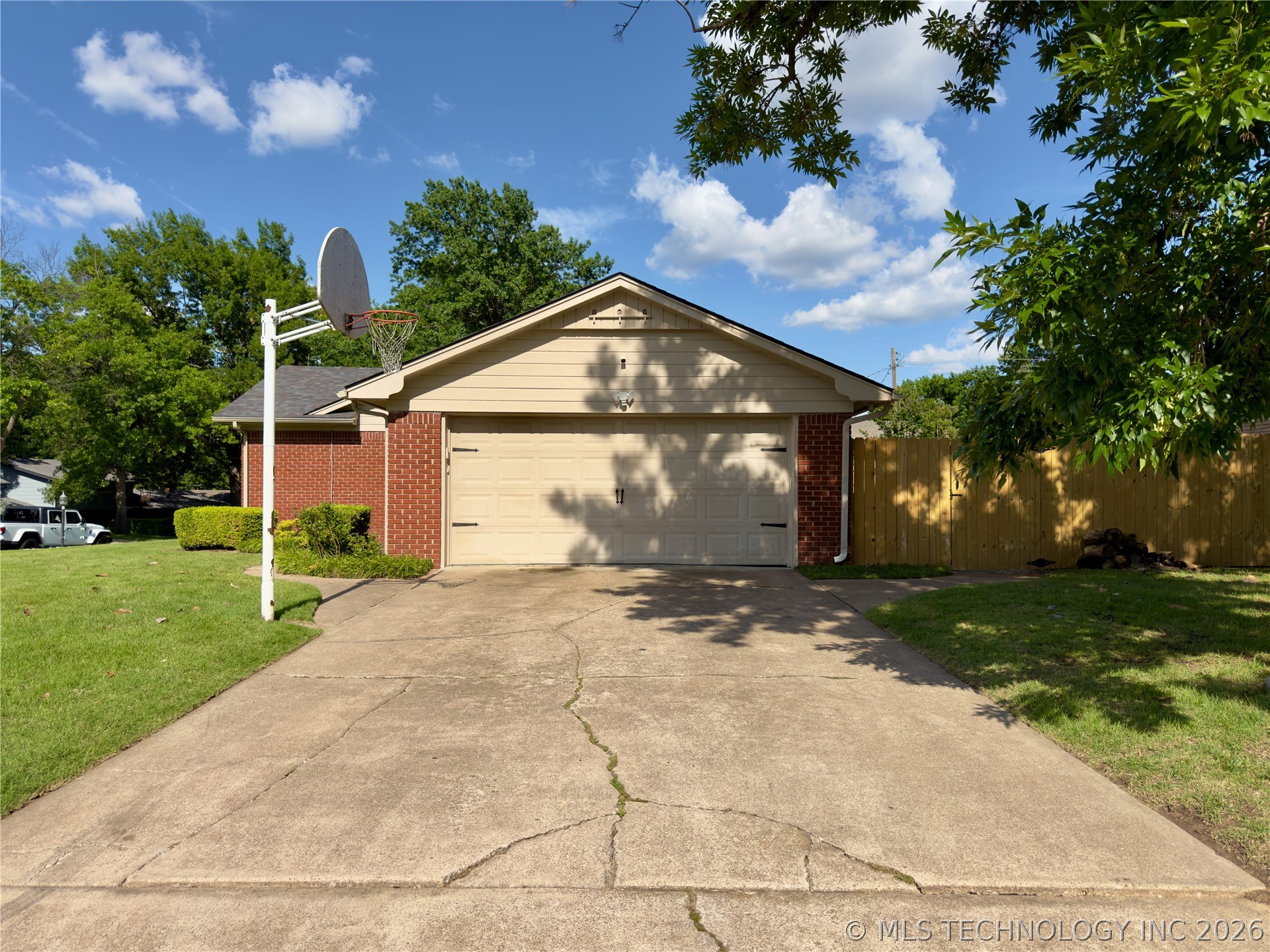 4610 E 55th Street Tulsa OK 74107