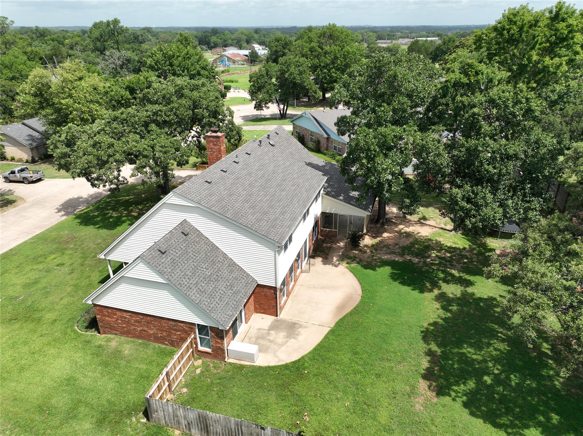 18 Dove Tree Wewoka OK 74884