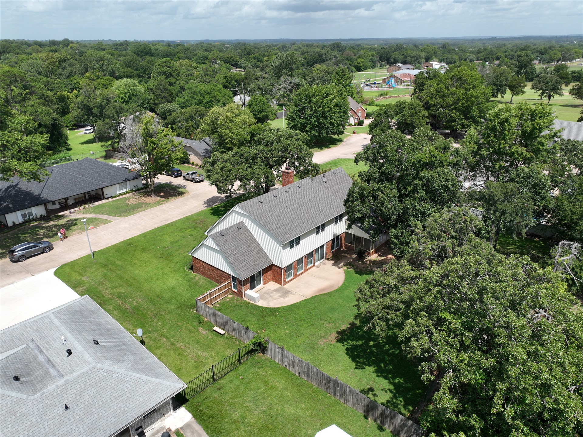 18 Dove Tree Wewoka OK 74884