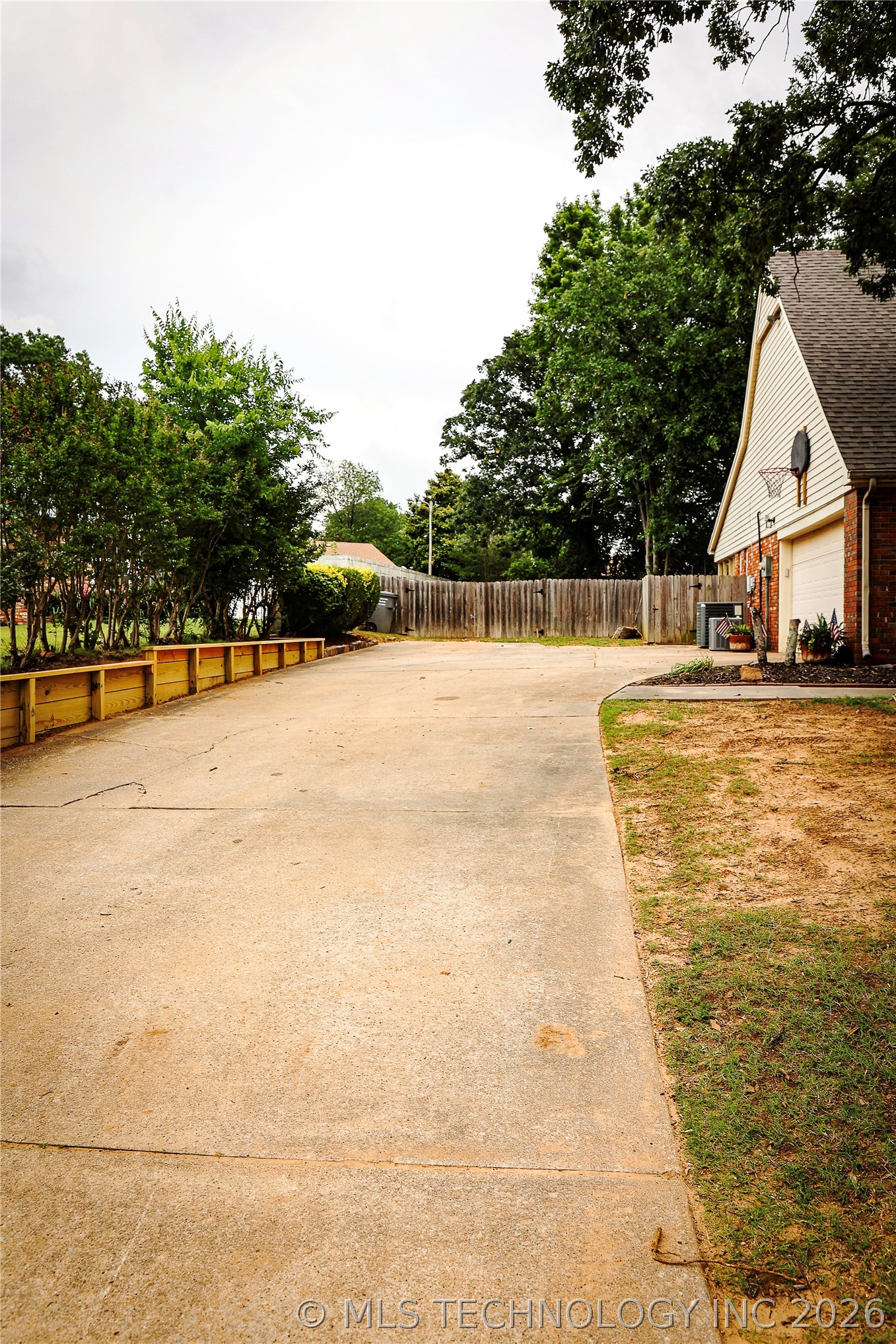 18 Dove Tree Wewoka OK 74884