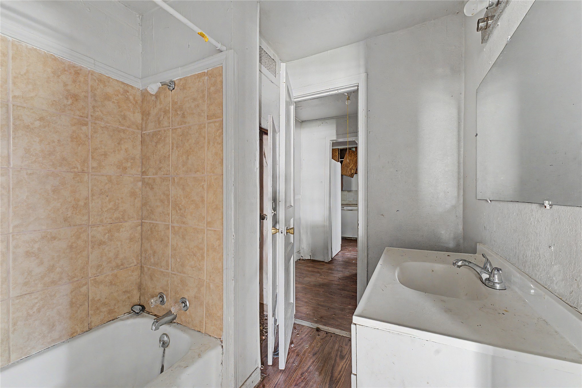 5021 S 30th Avenue Tulsa OK 74107